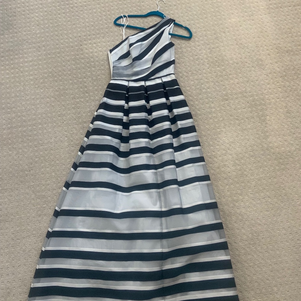 Carmen Marc Valvo Dress
